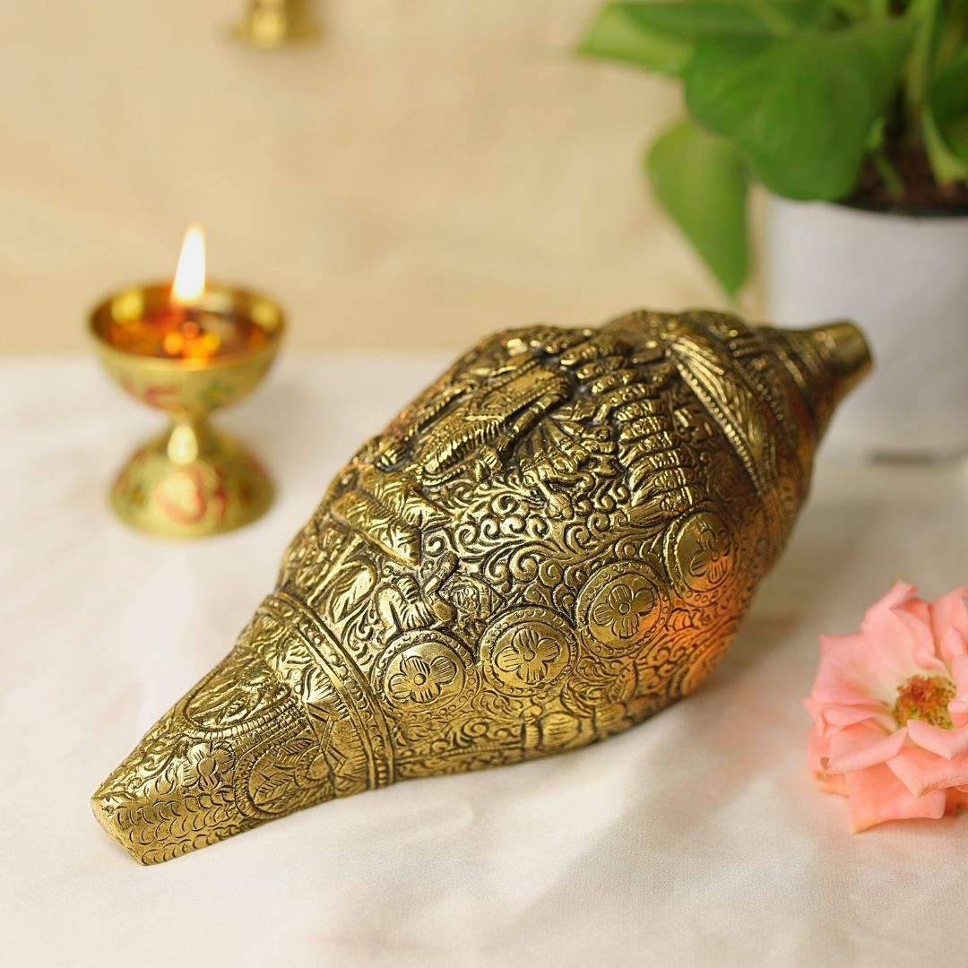 Lord Vishnu Virat Dashavatara Rupa Conch (Shankh)