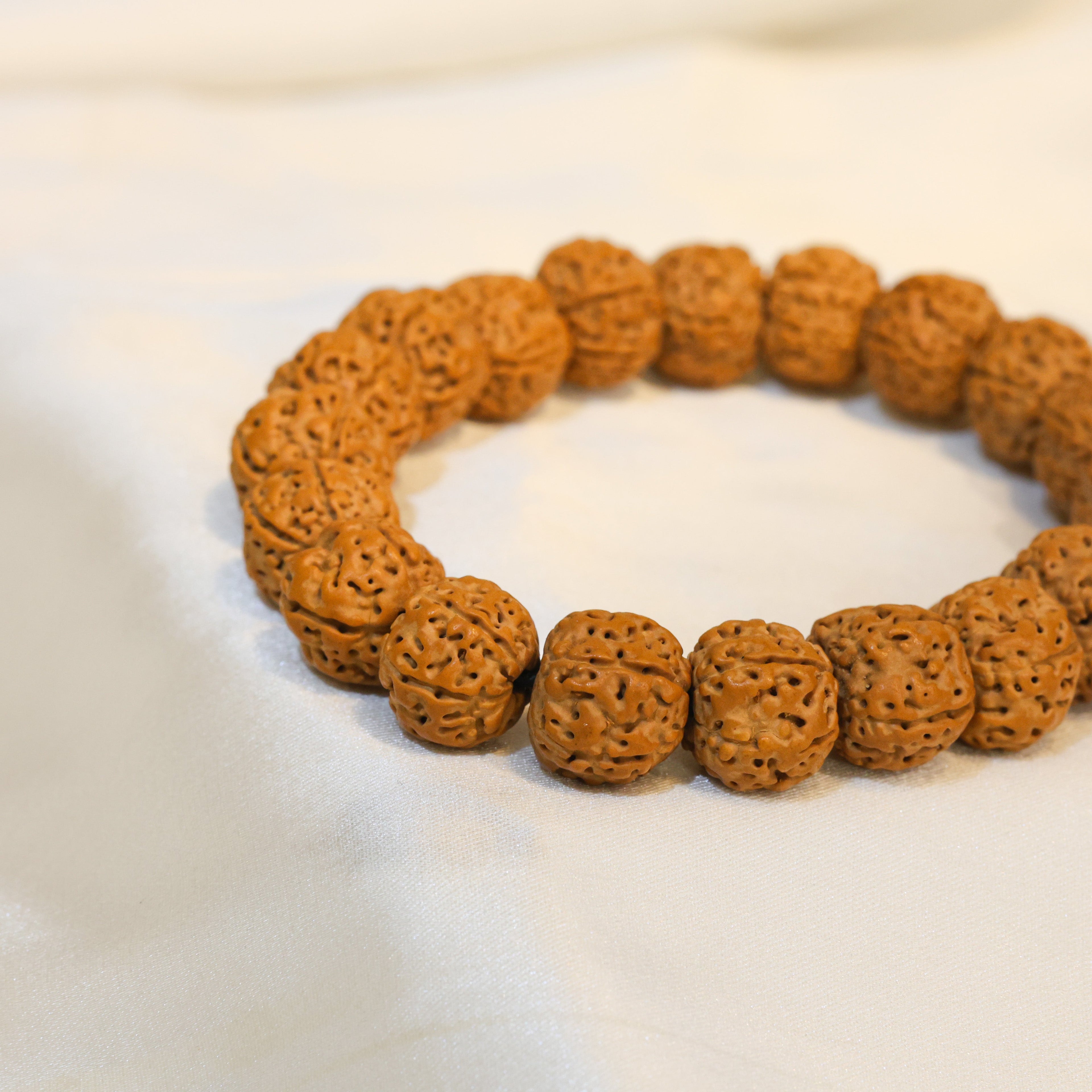 Original Rudraksha bracelet with 5 faced beads – Divine Crystals
