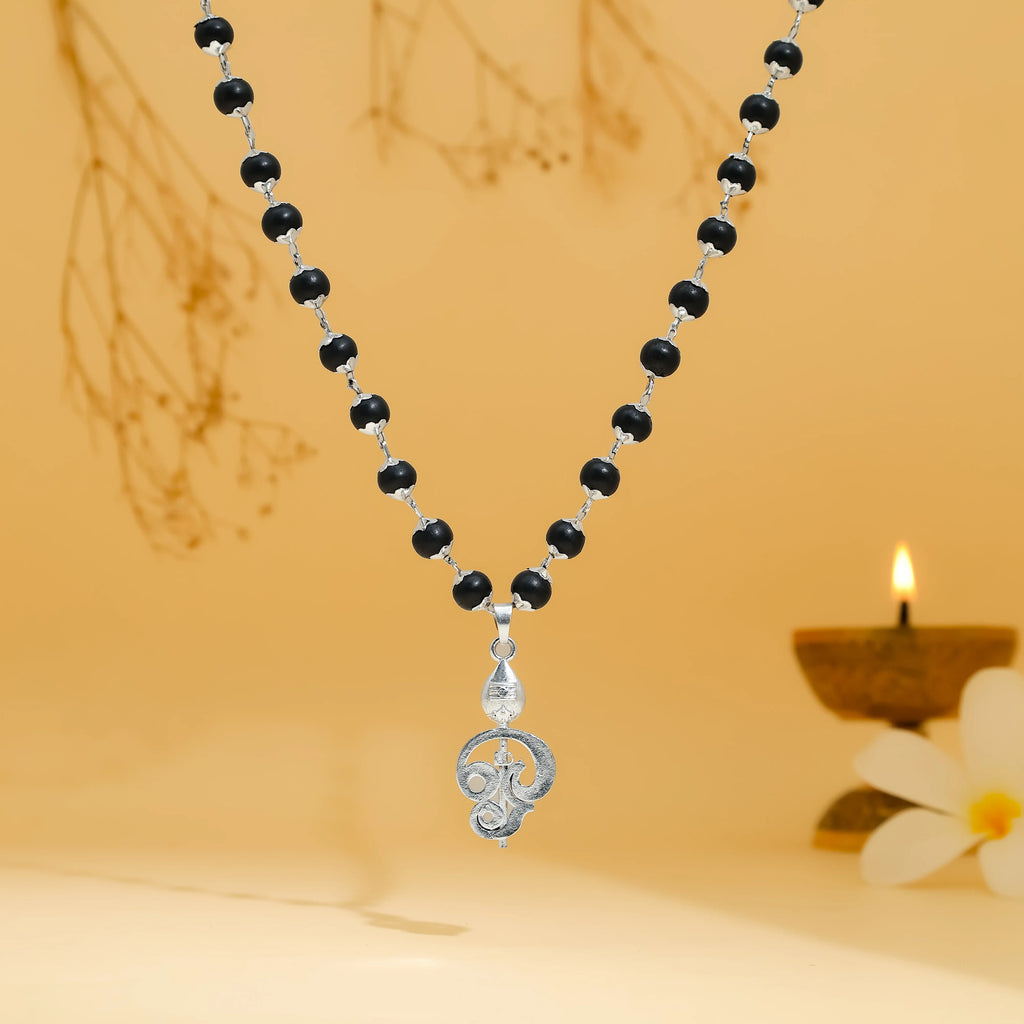 Lord Murugan Vel Pendant | Silver Cap Karungali Mala